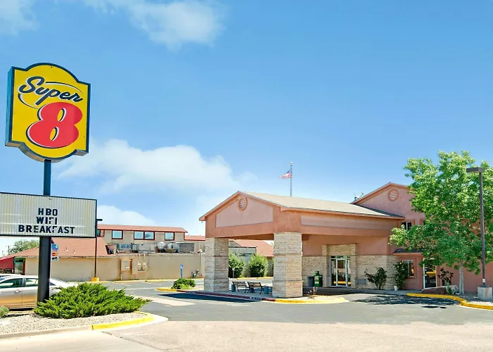 Super 8 By Wyndham Belen Nm