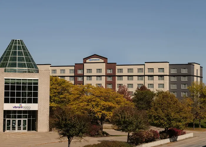Wyndham Moline On John Deere Commons