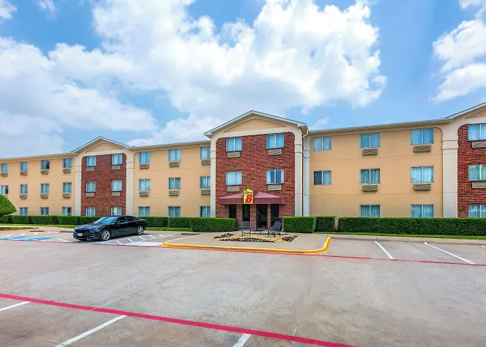 Super 8 By Wyndham Grapevine/Dfw Airport Northwest