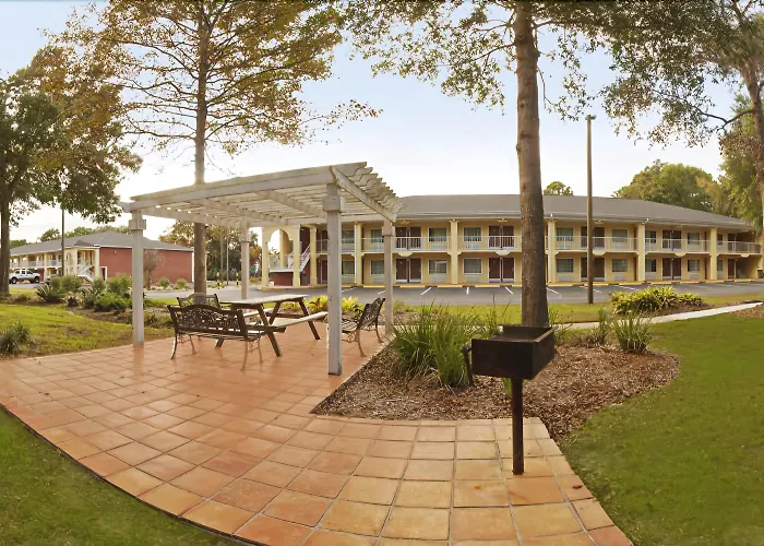 Surestay Plus Hotel By Best Western St Marys Cumberland