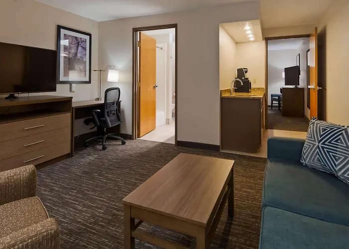 Best Western Plus Hudson I-94