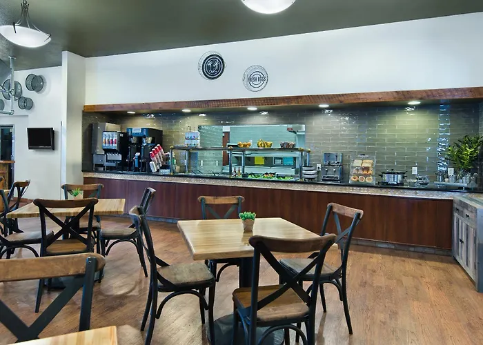 Oxford Suites Hermiston