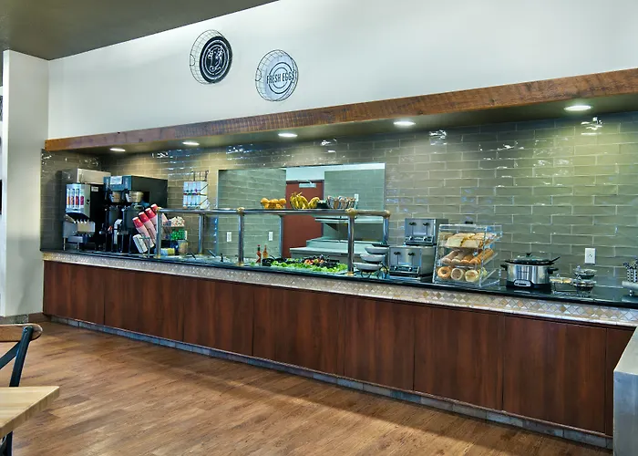 Oxford Suites Hermiston