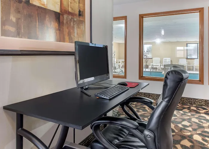 Quality Inn & Suites Lebanon I-65