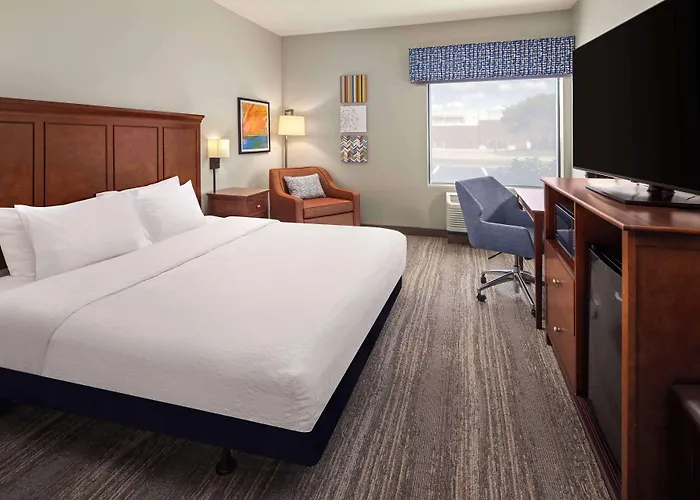 Hampton Inn Minneapolis Northwest Maple Grove