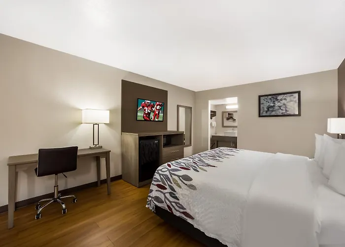 Red Roof Inn & Suites Thomasville