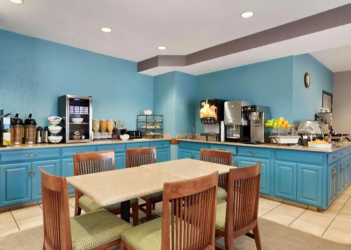 Country Inn & Suites By Radisson, Minneapolis-Shakopee