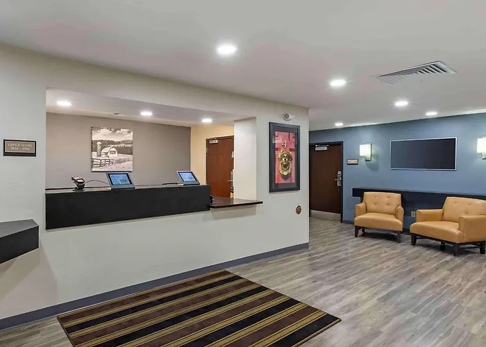 Extended Stay America Select Suites - Milwaukee - Waukesha