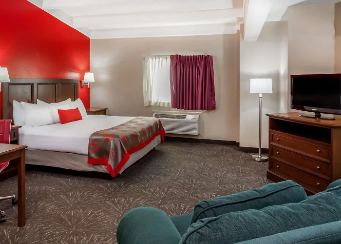 Ramada By Wyndham Hammond Hotel & Conference Center