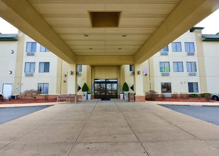 Holiday Inn Express Hotel & Suites Fenton/I-44 By Ihg
