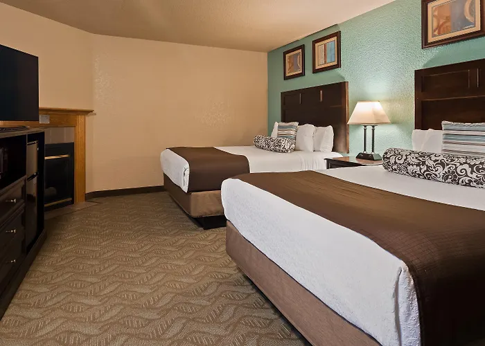 Best Western Plus Bayshore Inn