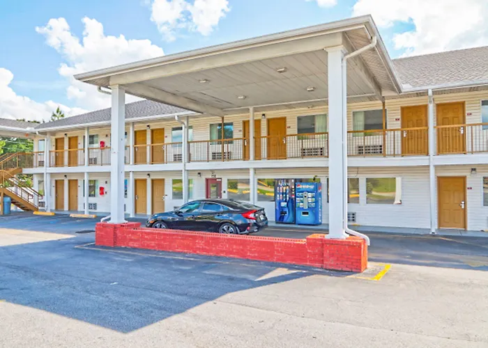 Economy Inn By Oyo Ashburn I-75
