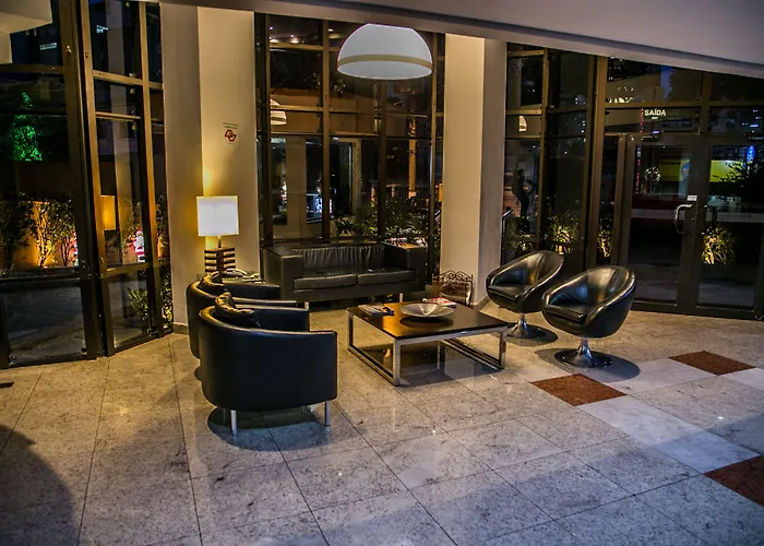Cosmopolitan Praia Flat