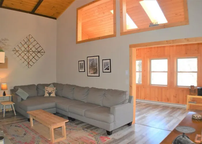 Cozy Cabin With Boosted Wi-Fi