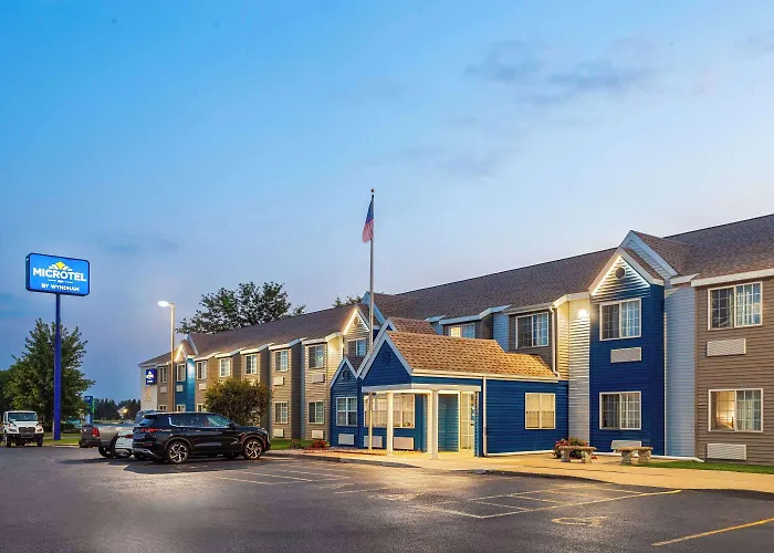 Microtel Inn By Wyndham Janesville