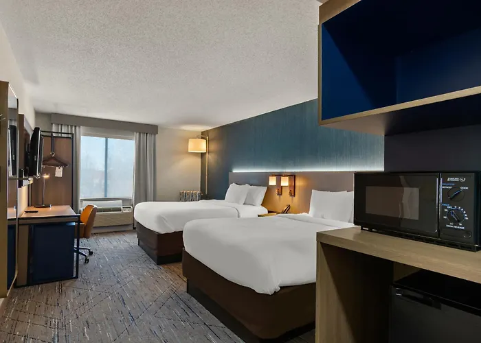 Comfort Inn & Suites Ashland - Richmond North