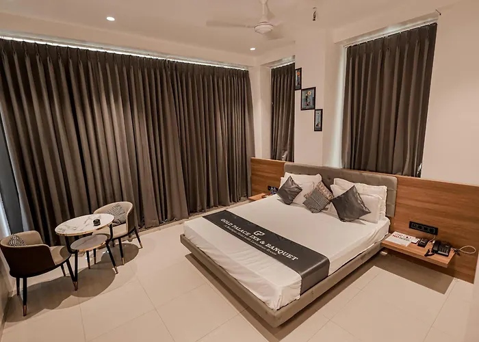 Hotel Gold Palace Inn