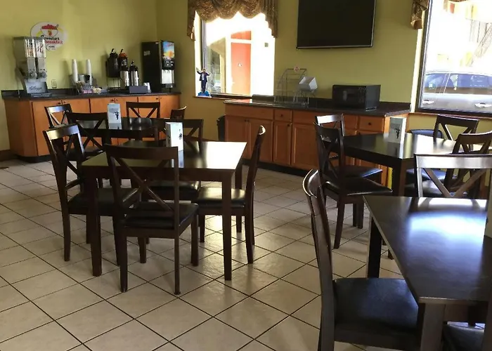 Super 8 By Wyndham Walterboro