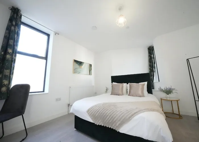 Ealing Broadway Great Stay 7-Minute Walk From The Underground