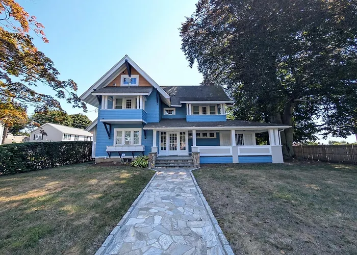 Beechmont-Charming Colonial For Events And Getaways!