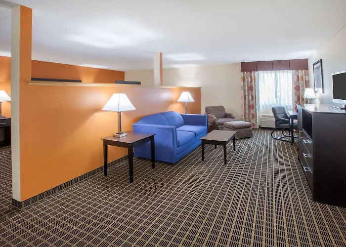 Baymont By Wyndham South Haven