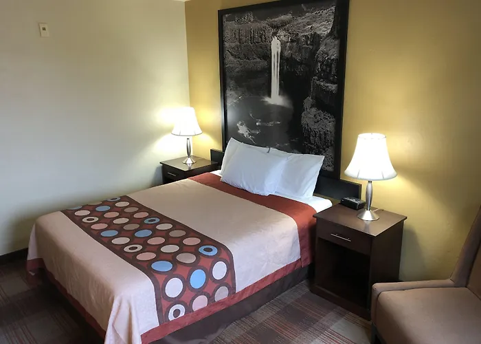 Super 8 By Wyndham Kennewick