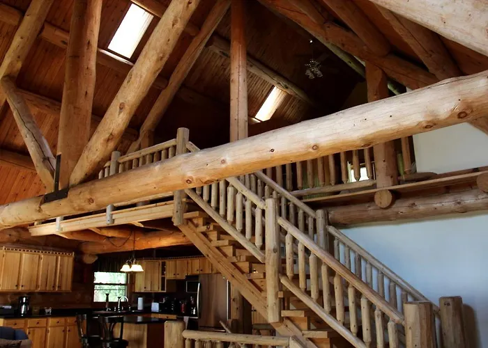 Amazing Lakefront Cabin With Game Room And Fire Pit In Stevens Point, Wisconsin