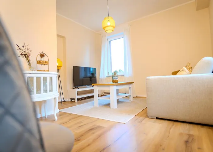 Ferienwohnung Villa Waldeck, Alleinlage - Eigene Sonnenterrasse - Küche
