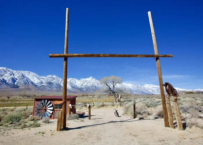 Stunning Design Rental Incredible For A Luxury Escape In Lone Pine, California