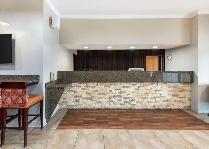 Best Western Plus Albert Lea I-90/I-35 Hotel