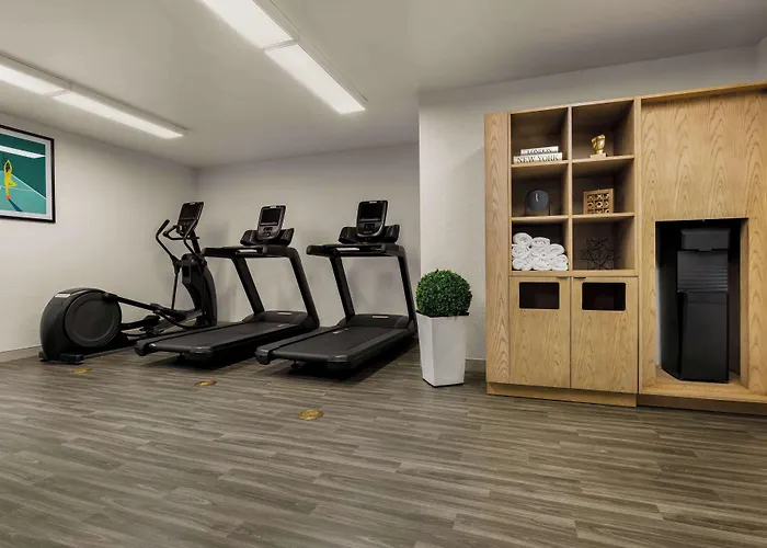 Sonesta Simply Suites Boston Braintree