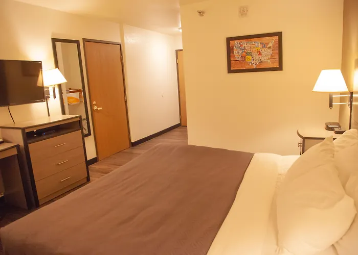 Econo Lodge Pueblo North