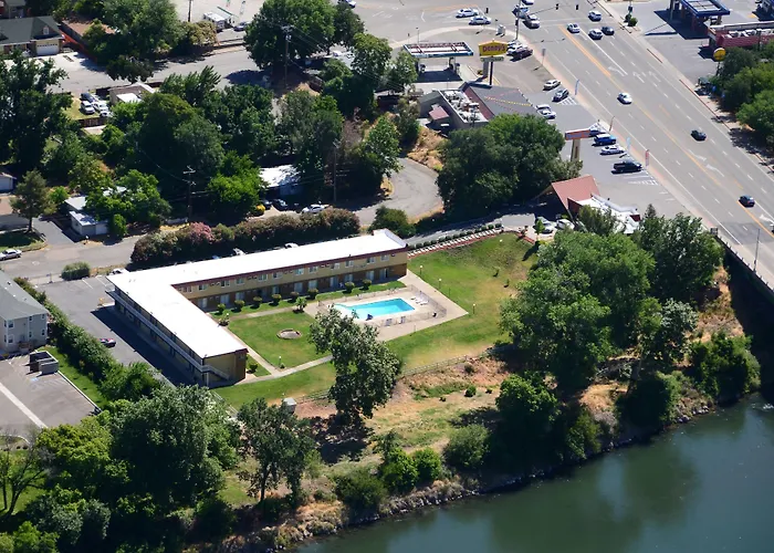 Travelodge By Wyndham Red Bluff South Of Redding