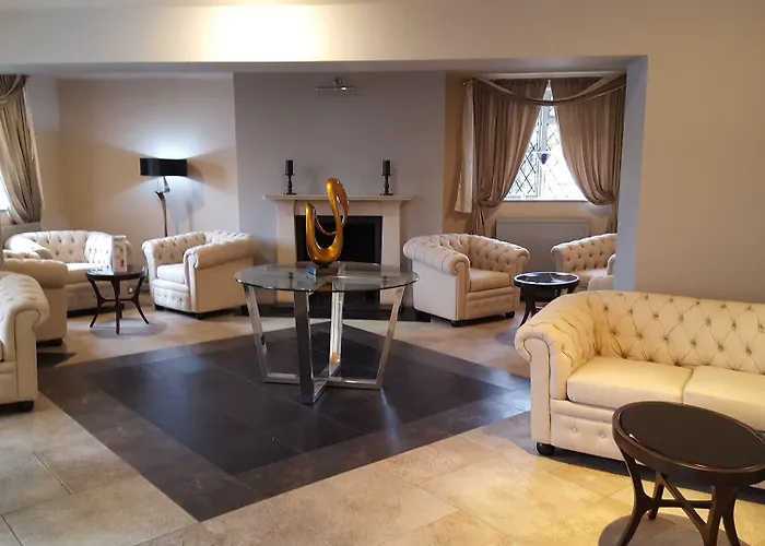 Barons Court Hotel Walsall