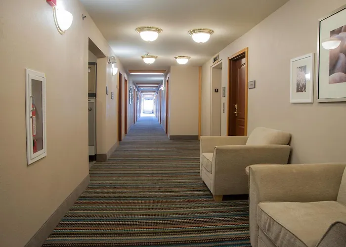 Country Inn & Suites By Radisson, Milwaukee Airport, Wi