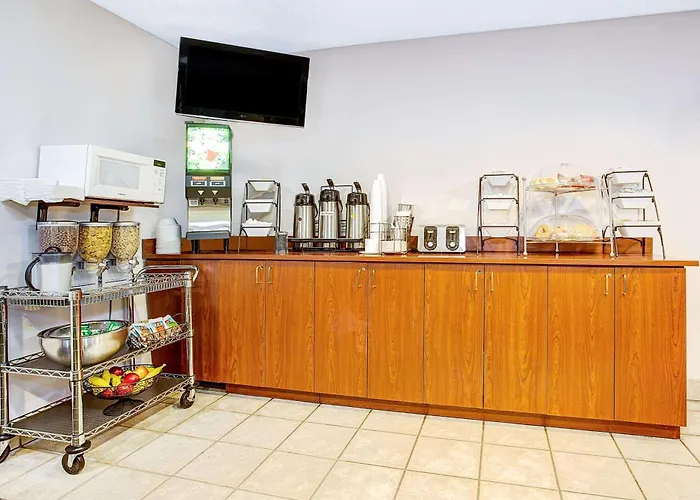 Microtel Inn & Suites By Wyndham Mason