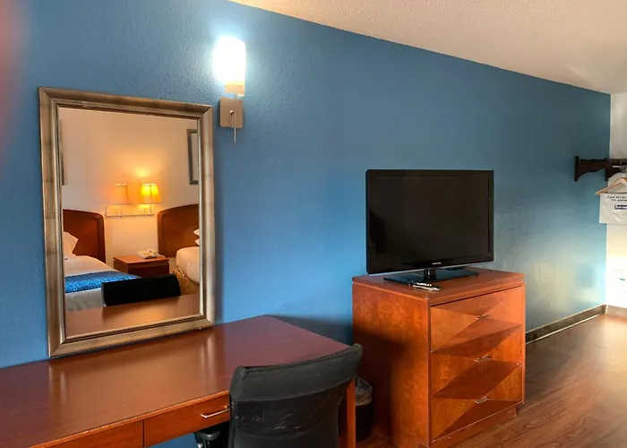 Travelodge Suites By Wyndham Macclenny I-10