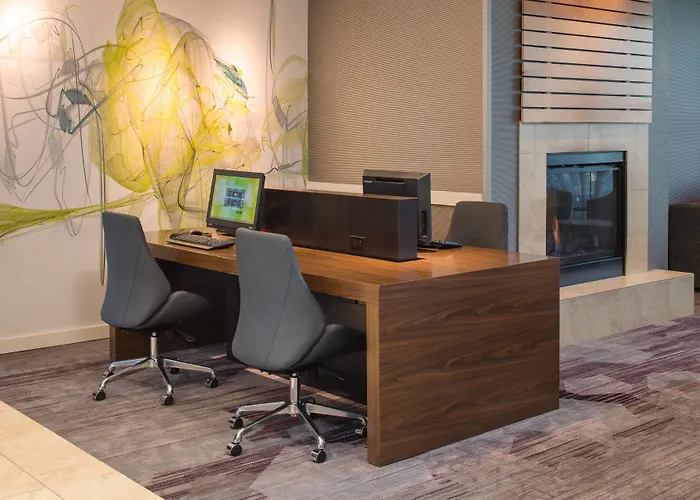 Courtyard By Marriott Seattle Federal Way