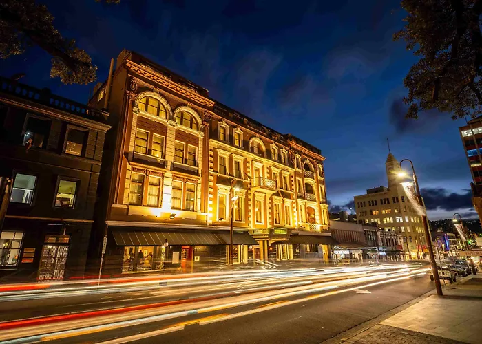 Hadley'S Orient Hotel