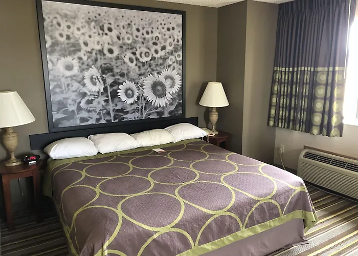 Circle S Motel