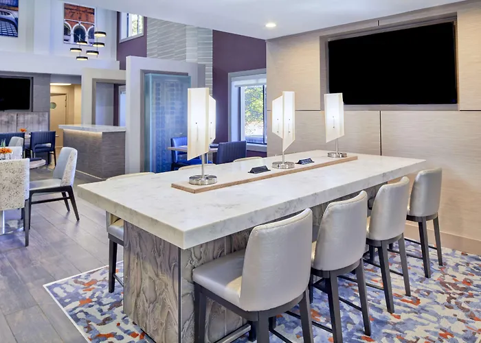 Doubletree By Hilton Hotel Atlanta-Alpharetta