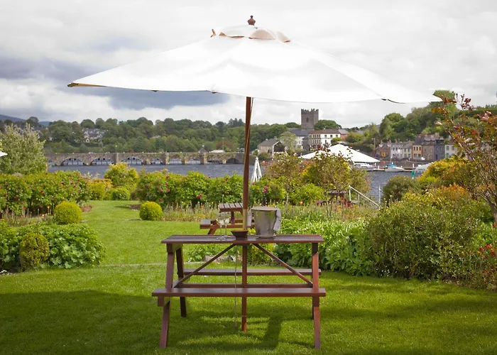 The Lakeside Hotel & Leisure Centre