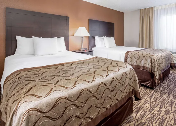 Baymont By Wyndham Beloit