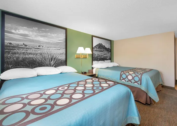 Super 8 By Wyndham Pierre Sd
