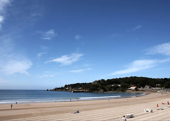 Golden Sands