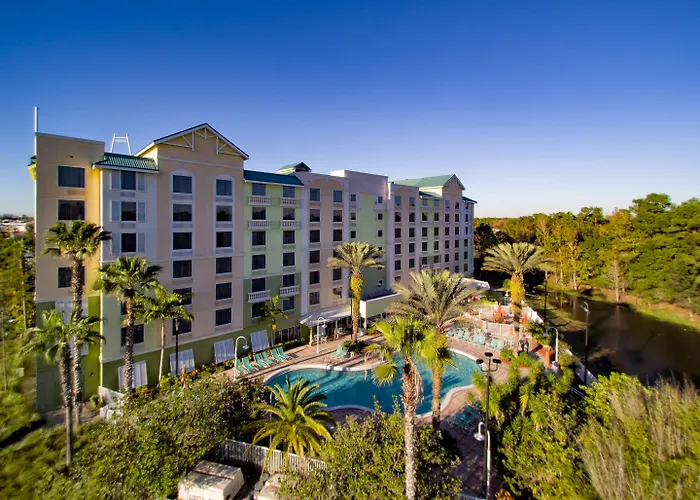 Comfort Suites Maingate East