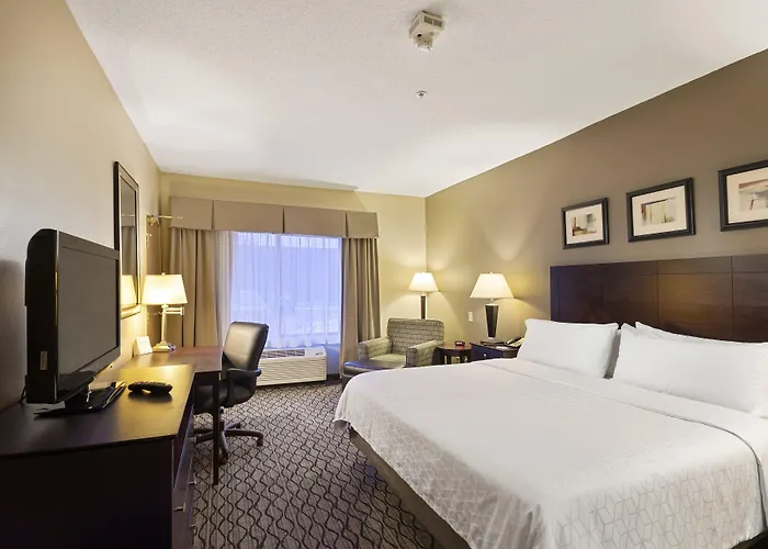 Holiday Inn Express Bloomington West By Ihg