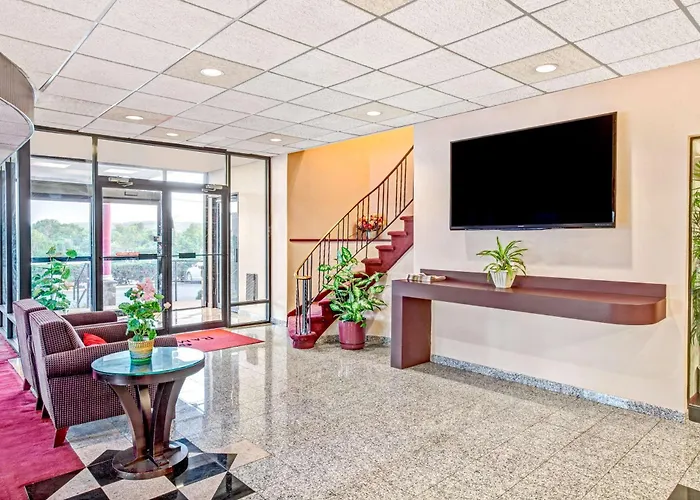 Ramada By Wyndham Rockaway