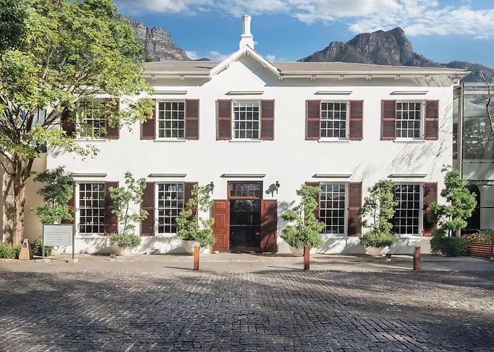 Vineyard Hotel