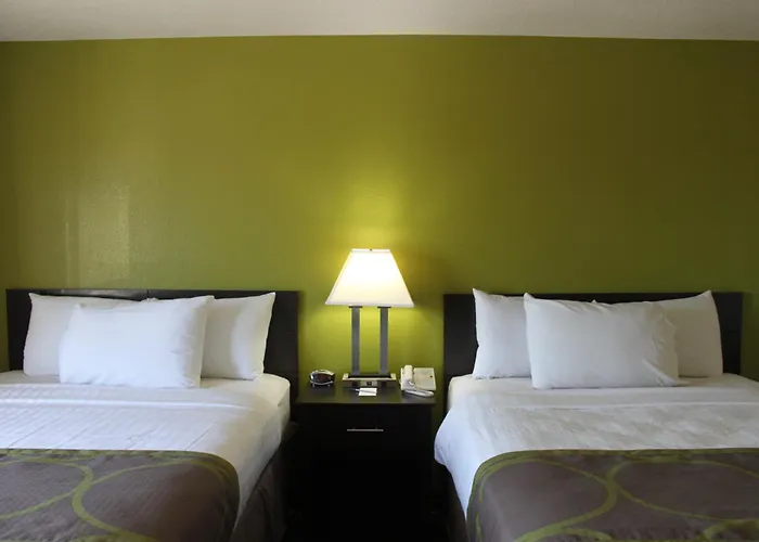 Americinn By Wyndham West Burlington
